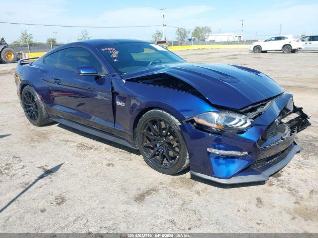  Salvage Ford Mustang