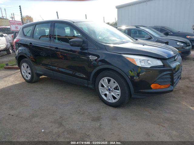  Salvage Ford Escape