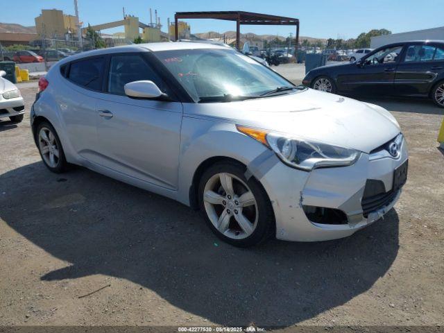 Salvage Hyundai VELOSTER