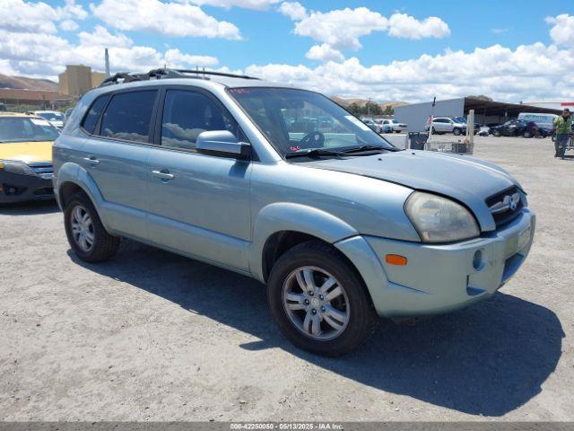  Salvage Hyundai TUCSON