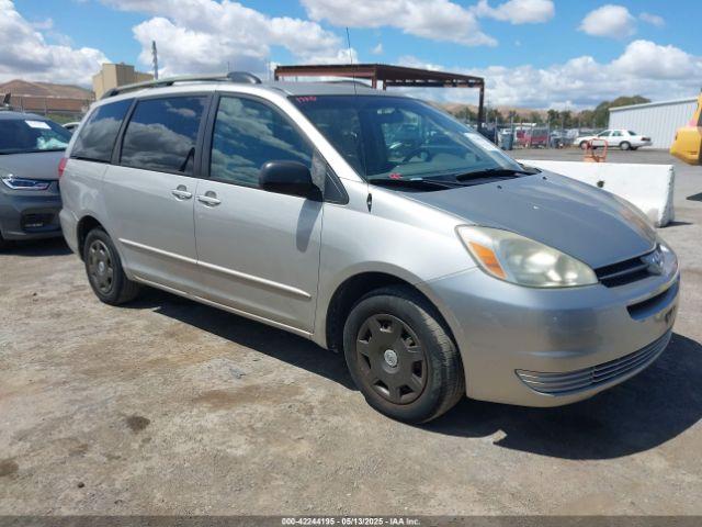  Salvage Toyota Sienna