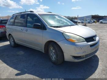  Salvage Toyota Sienna