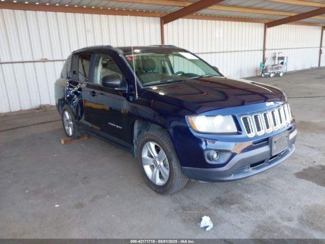  Salvage Jeep Compass
