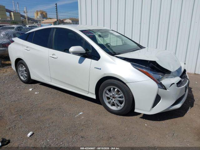  Salvage Toyota Prius