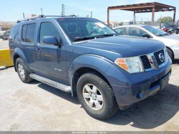  Salvage Nissan Pathfinder