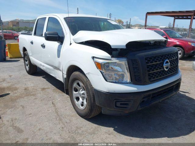  Salvage Nissan Titan