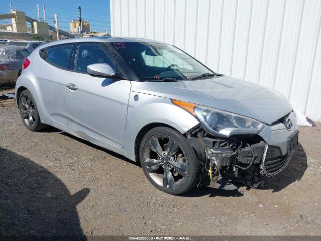  Salvage Hyundai VELOSTER