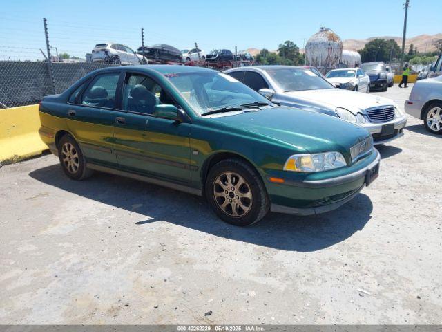  Salvage Volvo S40
