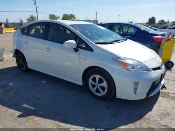  Salvage Toyota Prius