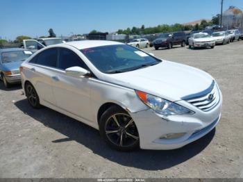  Salvage Hyundai SONATA
