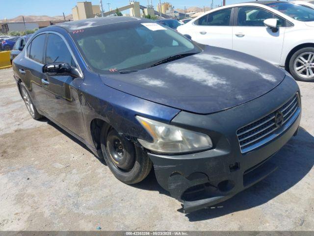  Salvage Nissan Maxima
