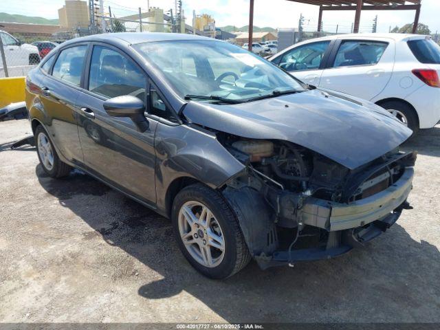  Salvage Ford Fiesta