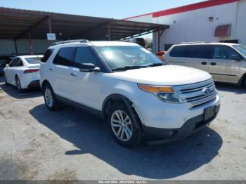  Salvage Ford Explorer