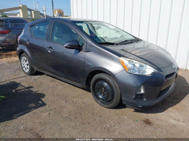  Salvage Toyota Prius c