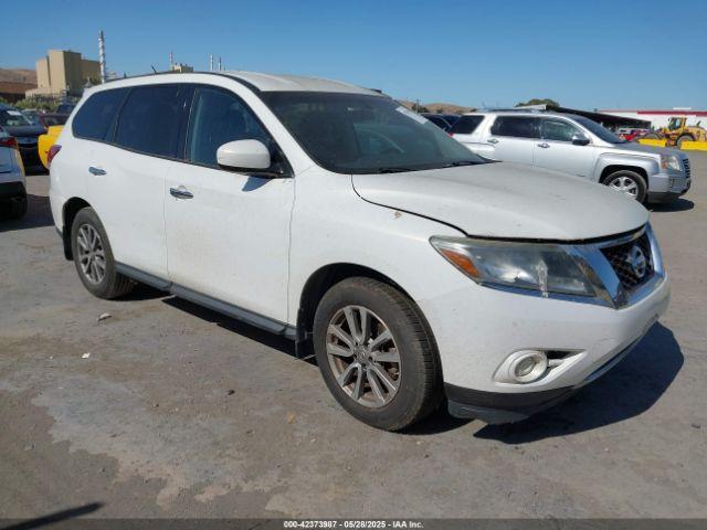  Salvage Nissan Pathfinder