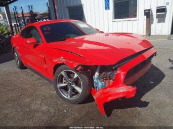  Salvage Ford Mustang