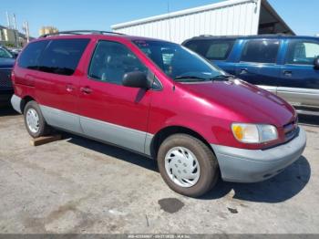  Salvage Toyota Sienna