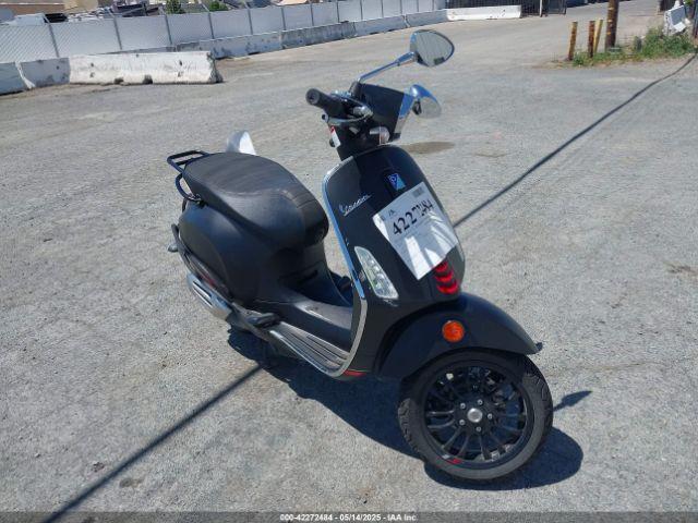  Salvage Vespa Primavera Sprint