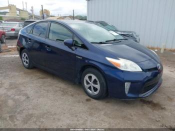  Salvage Toyota Prius