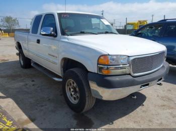  Salvage GMC Sierra 2500