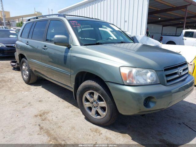 Salvage Toyota Highlander