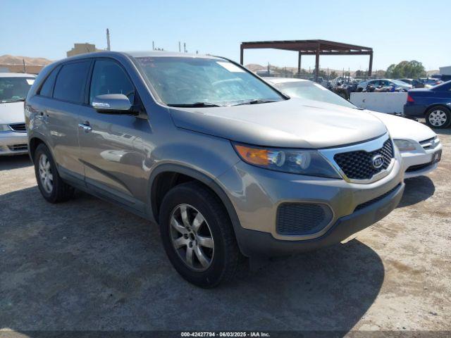  Salvage Kia Sorento