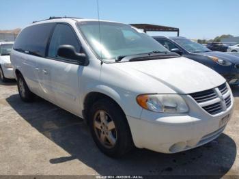  Salvage Dodge Grand Caravan