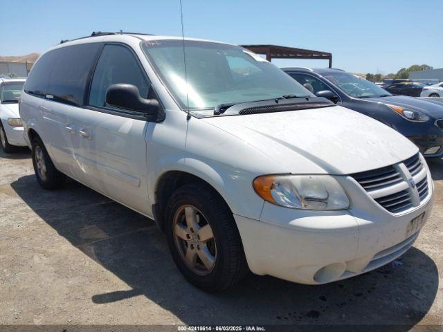  Salvage Dodge Grand Caravan