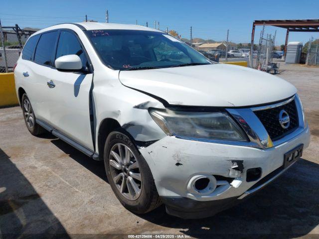  Salvage Nissan Pathfinder