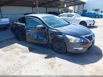  Salvage Nissan Altima