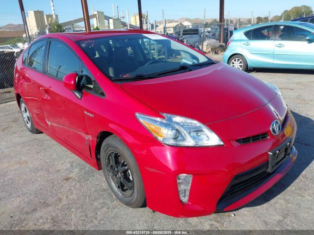  Salvage Toyota Prius
