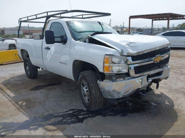  Salvage Chevrolet Silverado 2500