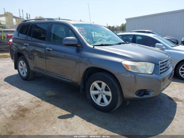  Salvage Toyota Highlander