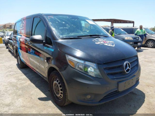  Salvage Mercedes-Benz Metris