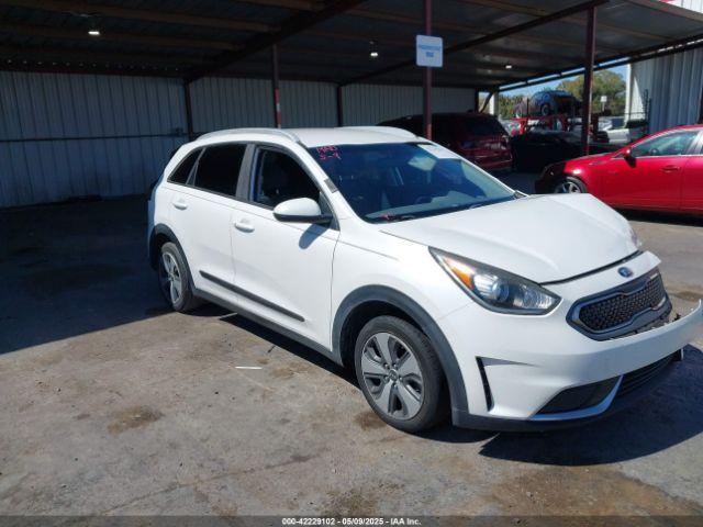  Salvage Kia Niro