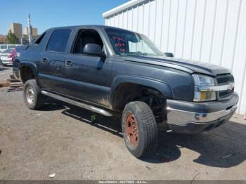  Salvage Chevrolet Avalanche 1500