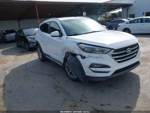  Salvage Hyundai TUCSON
