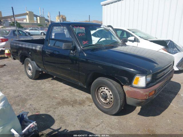  Salvage Toyota Pickup