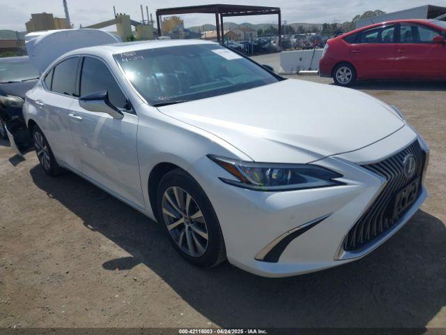  Salvage Lexus Es