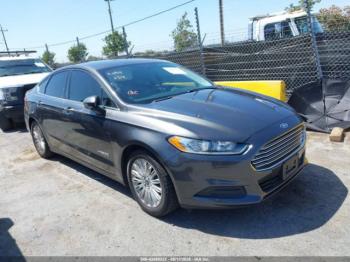  Salvage Ford Fusion