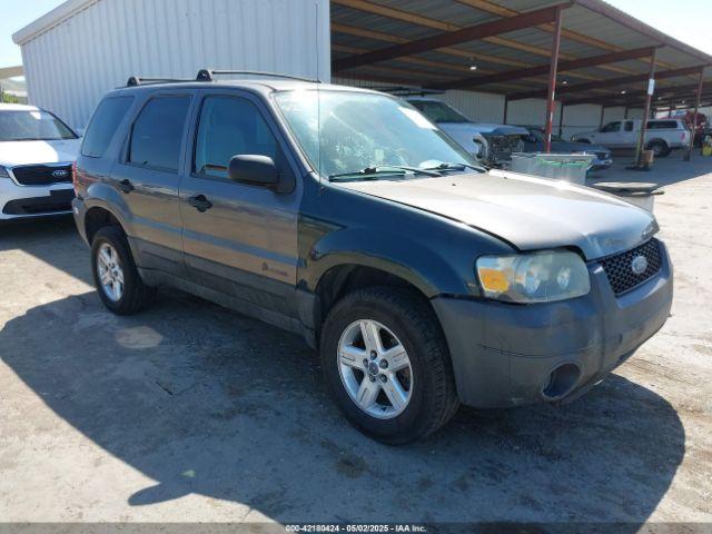  Salvage Ford Escape
