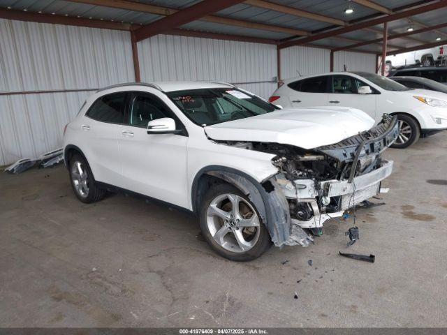  Salvage Mercedes-Benz GLA