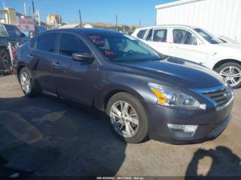  Salvage Nissan Altima