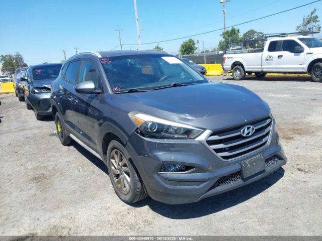  Salvage Hyundai TUCSON