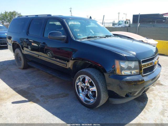  Salvage Chevrolet Suburban 1500