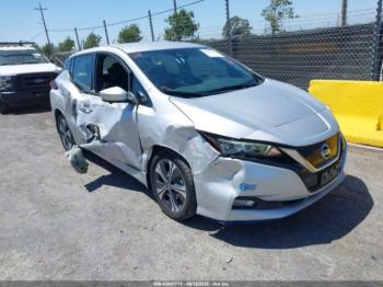  Salvage Nissan LEAF