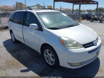  Salvage Toyota Sienna