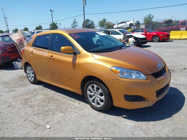  Salvage Toyota Matrix