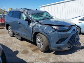  Salvage Toyota Grand Highlander