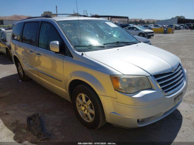  Salvage Chrysler Town & Country